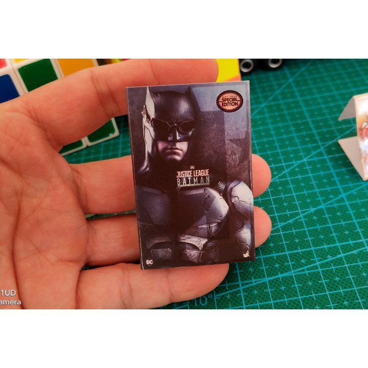 กล่องกระดาษขนาดเล็ก HT HOTTOYS DC Justice League Tactical Medium Armor Batman Not Toy T8TW