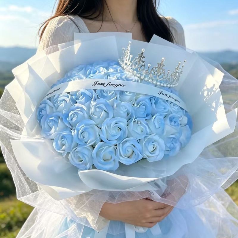 母亲节玫瑰花束碎冰情人节妈妈女友生日浪漫礼物生日礼物香皂永生Valentine's Day Gift: 99 Roses, Ice Blue Rose Bouquet, Rose for Girlfr