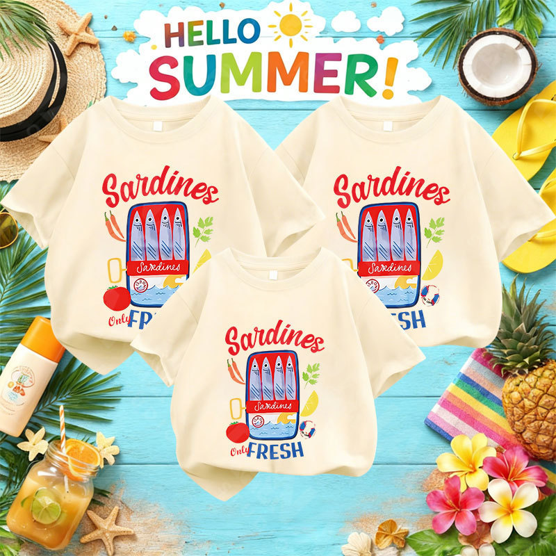 พร้อมส่ง&จัดส่งภายใน 24 ชม.) RINA STUDIO Retro Beach Style Family Couple T-Shirt Set with Sanma Fish