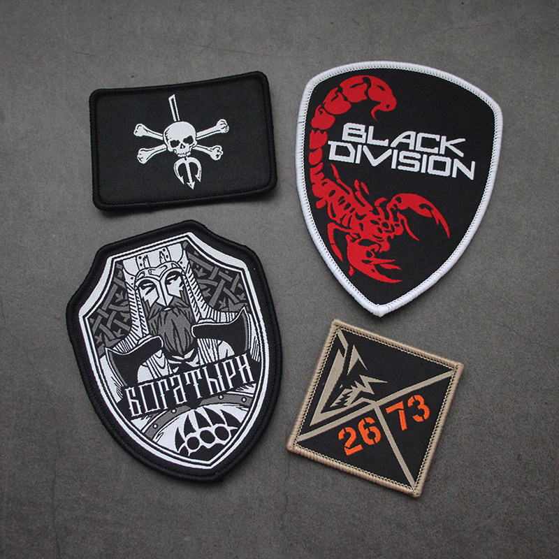 ที่กําหนดเอง หนีจาก Tarkov Super Fine ทอ Mark เกมอุปกรณ์ต่อพ่วง Black Fox Morale Badge Knight 3D Vel