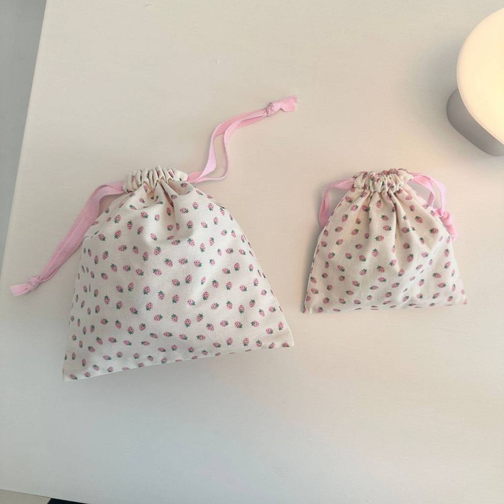 สไตล์ Pastoral สตรอเบอร์รี่สีขาว Hand-Made mini ขนาดกลางขนาดใหญ่กระเป๋าพกพา Drawstring Pocket Data Cable Storage Organize