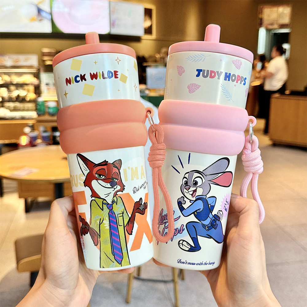 แก้วใส่น้ำแข็งสแตนเลส 316 ขนาด 710 มล. แก้วเก็บความเย็นพร้อมหลอดดูด ขวดน้ำสำหรับผู้หญิง พกพาสะดวก thumbnail 4