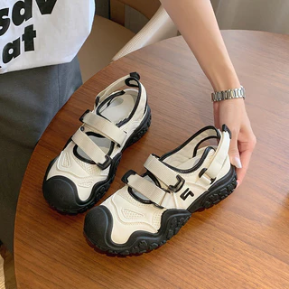 หนาSoled Toe-Covered รองเท้าแตะกีฬาผู้หญิงสไตล์ใหม่สบายอินเทรนด์