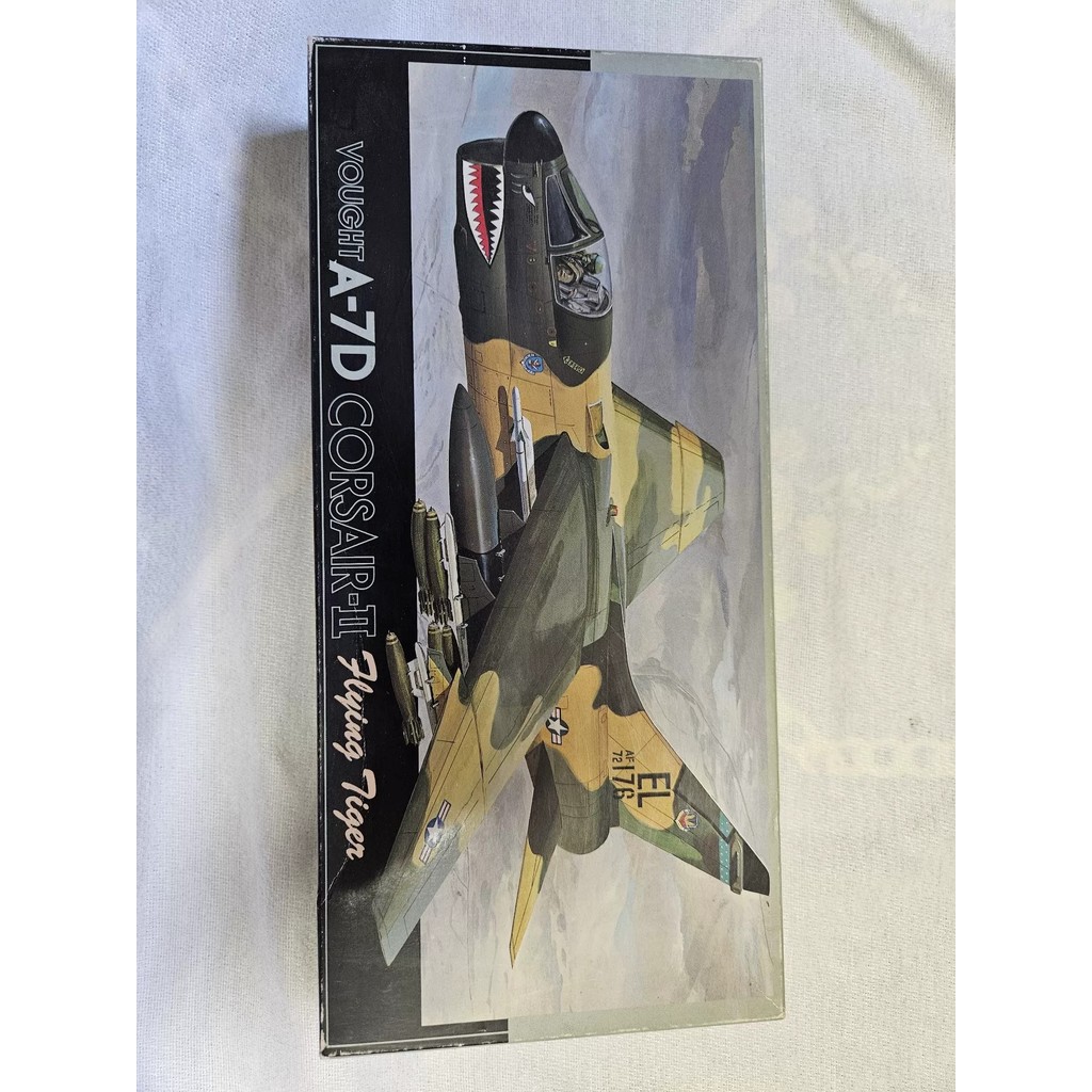 现货,ซีรีส์ China ของแท้联Vust A-7D Corsair II Flying