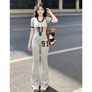ชุดเซ็ตแฟชั่นรุ่นยอดฮิต เสื้อแขนสั้นกางเกงขาม้า ใส่ไปเรียน ไปเที่ยว หรือทำงานก็เอาอยู่