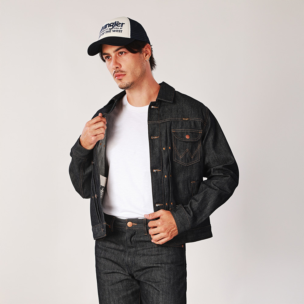 WRANGLER เสื้อแจ็กเก็ตยีนส์ (ริมขาว)ผู้ชาย คอลเลคชั่น Wrangler Legends รุ่น WR S126MJKTN01 สียีนส์ผ้าดิบ ราคา ถูกที่สุด ดีลบีเคเค แกลเลอรีภาพที่ 3
