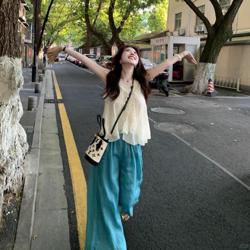 👚Anna_fashion👚เสื้อแขนกุดคอวีทรงน่ารัก ตกแต่งด้วยระบาย เสื้อกล้ามแขนกุดสำหรับฤดูร้อน ผ้าเนื้อเบา 99412 รูปที่ 9