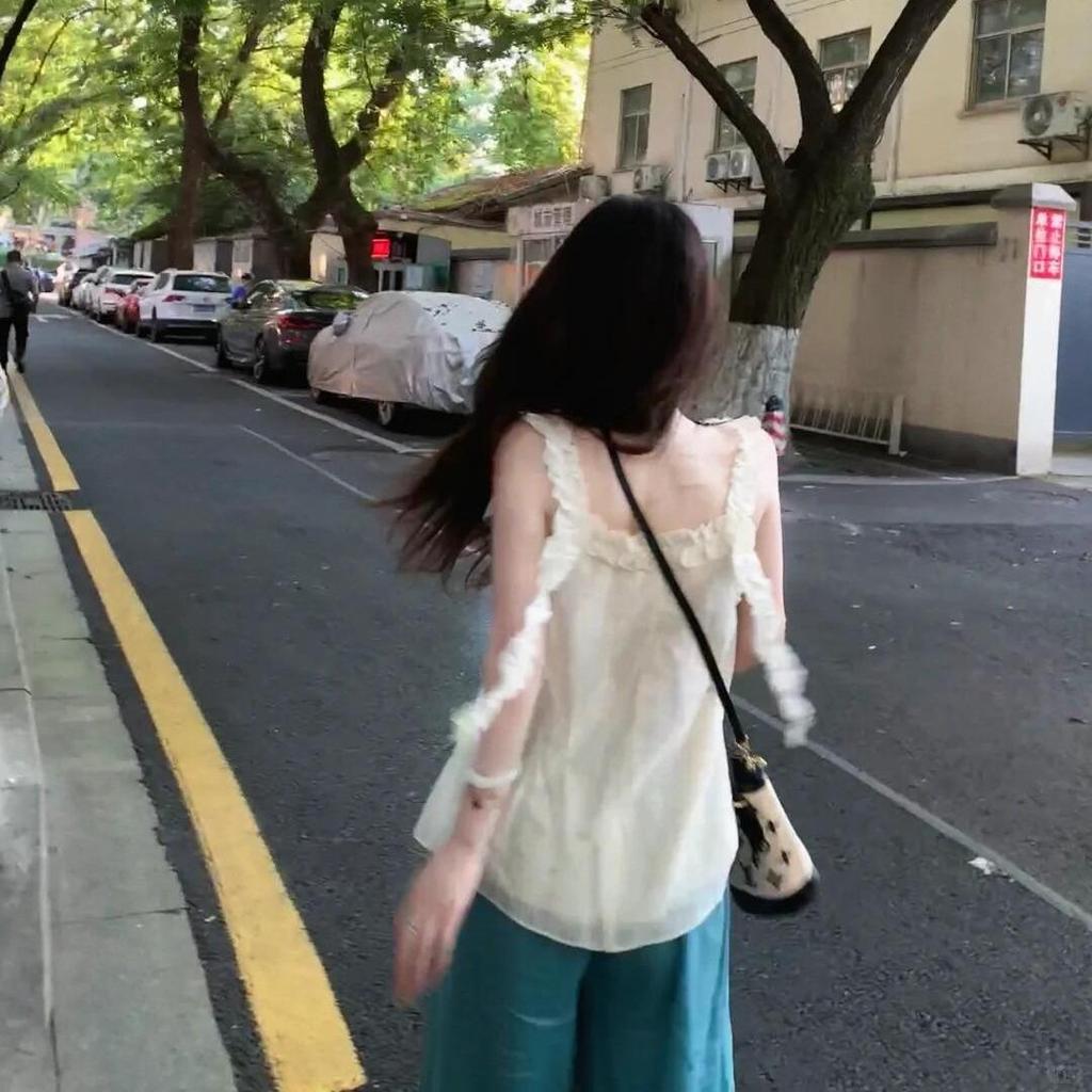 👚Anna_fashion👚เสื้อแขนกุดคอวีทรงน่ารัก ตกแต่งด้วยระบาย เสื้อกล้ามแขนกุดสำหรับฤดูร้อน ผ้าเนื้อเบา 99412 รูปที่ 3