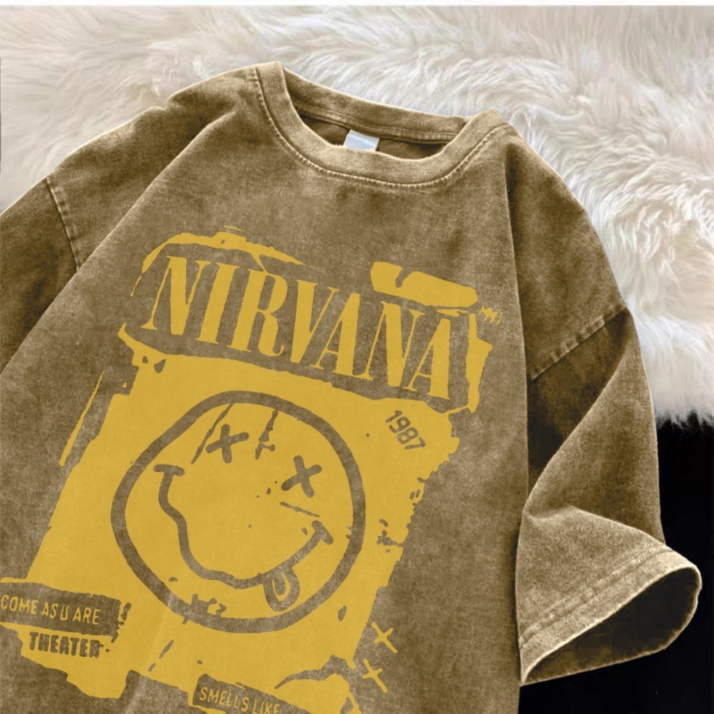 ChillTee📦เสื้อยืดฟอกoversize ผ้าฝ้าย วินเทจอเมริกัน เสื้อสีเข้ม ลาย"NIRVANA03"โคตรนุ่ม เสื้อแฟชั่น【COD】