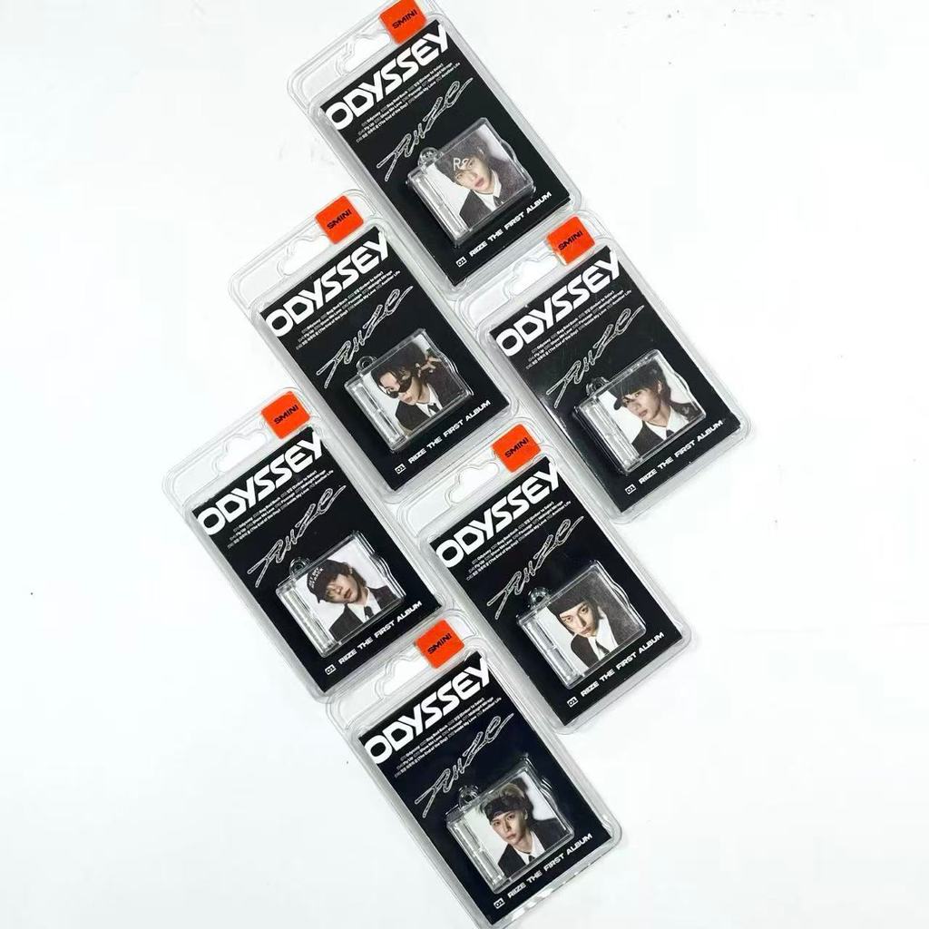 Riize Regular One smini ยี่ห้อใหม่เปิดเก้าอี้ดึงปกติ One riize ปกติ One odysssey อัลบั้ม