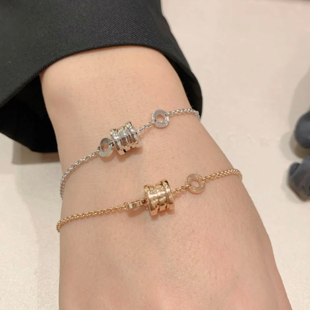 สร้อยข้อมือสแตนเลสพร้อมเพชรเซรามิก ออกแบบมาสำหรับฤดูใบไม้ผลิ เป็นของขวัญวันเกิดที่สวยงาม
