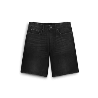 AIIZ (เอ ทู แซด) - AIIZ กางเกงยีนส์ผู้ชายขาสั้นทรงขาตรง AIIZ Men's Denim Bermuda Shorts