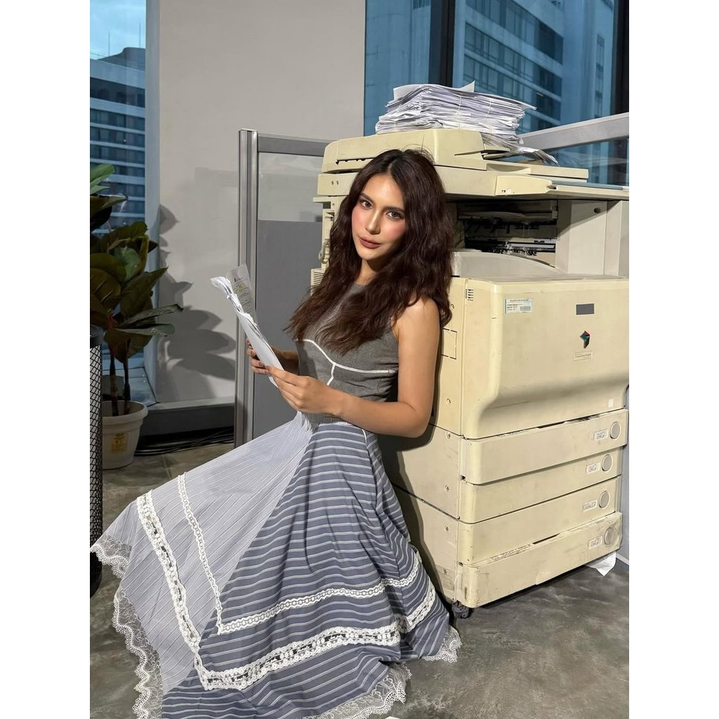 [Pomelo] Pomelo. x Janesuda เสื้อดีเทลสีตัดกัน / Pomelo. x Janesuda Contrast Trim Top