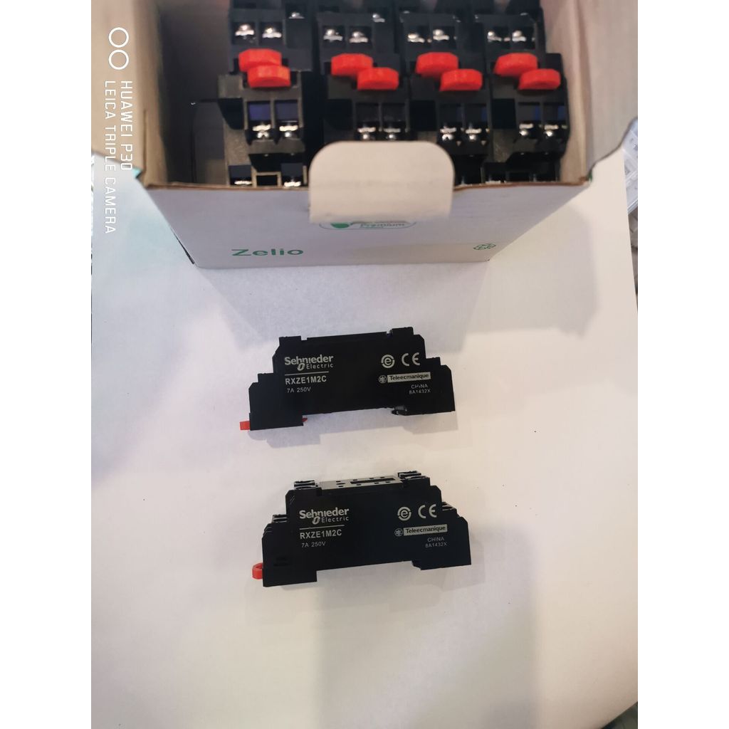 ฐานรีเลย์กลางขนาดเล็กคุณภาพสูง RXZE1M2C RXZE1M4C HH52P HH54P Base