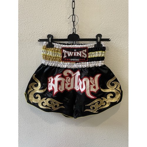 2025 New Twins Special Muay Thai Shorts Adult M Black Gold Red Bangkok Mens Fighting