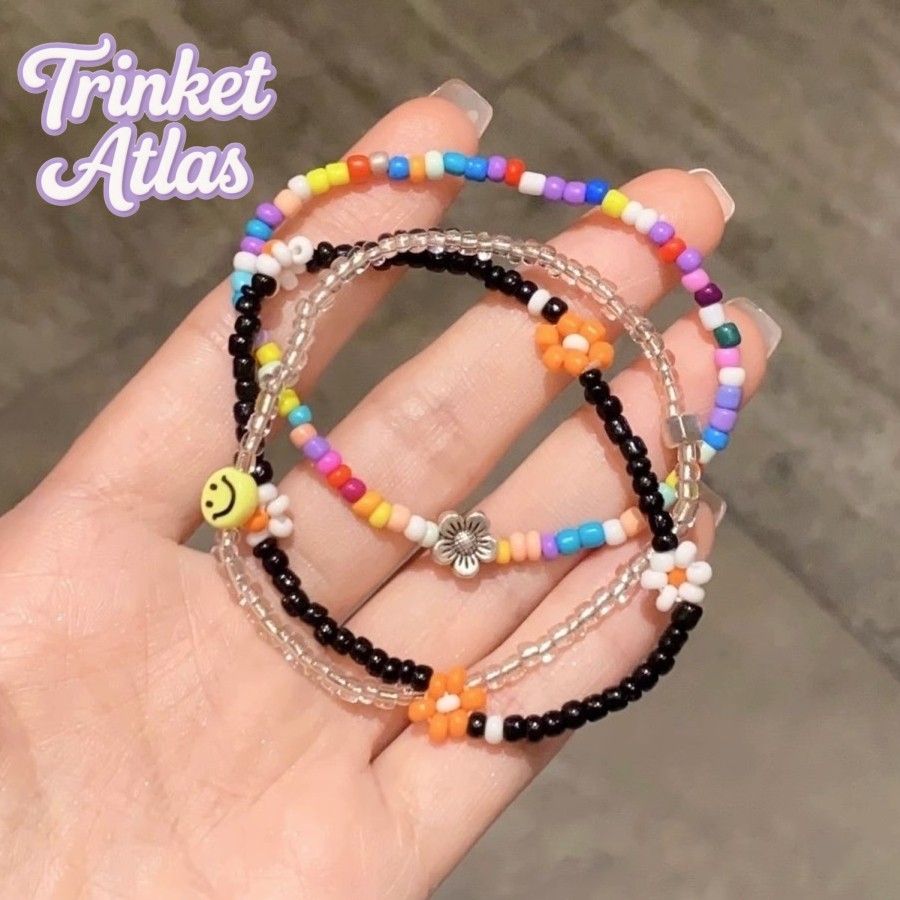 สร้อยข้อมือ  หน้ายิ้มดอกไม้ ลูกปัดหลากสี สไตล์เกาหลี เวลาว่าง เครื่องประดับแฟชั่น COD