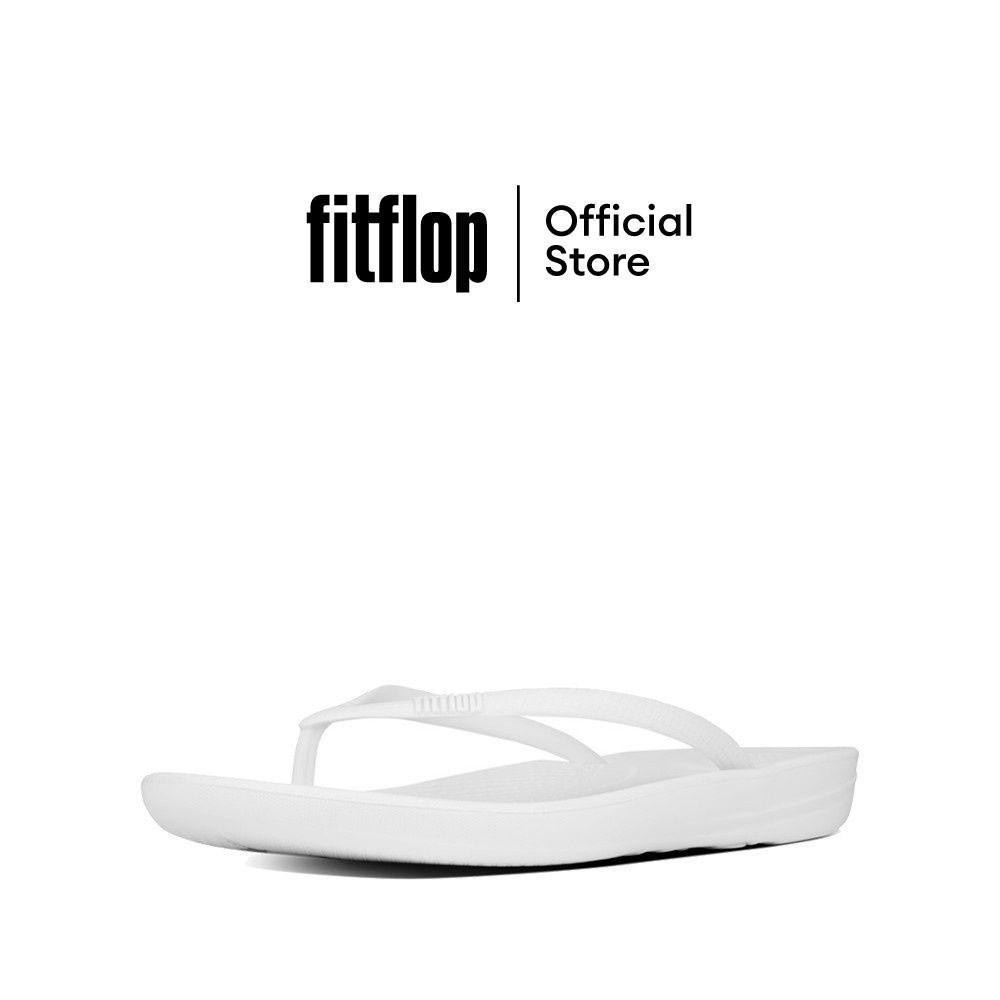 FITFLOP IQUSHION รองเท้าแตะแบบหูหนีบผู้หญิง รุ่น E54-194 สี Urban White