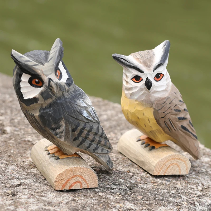 Handcrafted Wood Owl Statue Home Decorations Desk Accessories Handmade Carving Decorations for the H