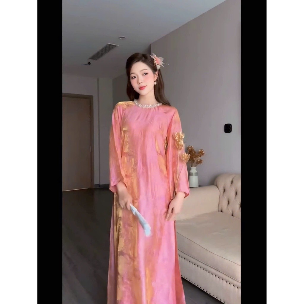 Huong Giang Ao Dai - ผ้าไหม nha Xa คุณภาพสูง ao dai พร้อมคอหลวมลูกปัด