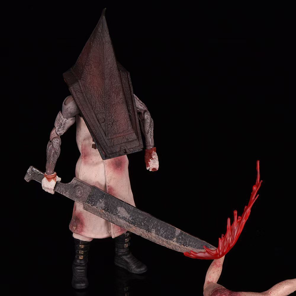 Silent Ridge Movable Triangle Head Executor Butcher Pyramid Head Real Cloth Doll Model Decorative Fi