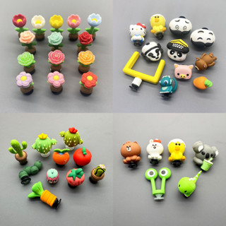 Miss Zoe Jibtz ตกแต่งรองเท้าดอกไม้ 3D และสัญลักษณ์สัตว์ผลไม้