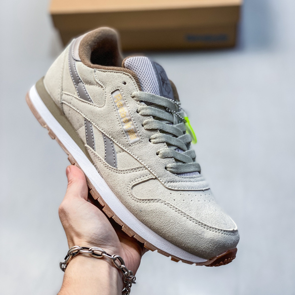 Reebok CLASSIC LEATHER รองเท้าผ้าใบลําลองรองเท้าวิ่งจ๊อกกิ้ง CLASSIC Unisex