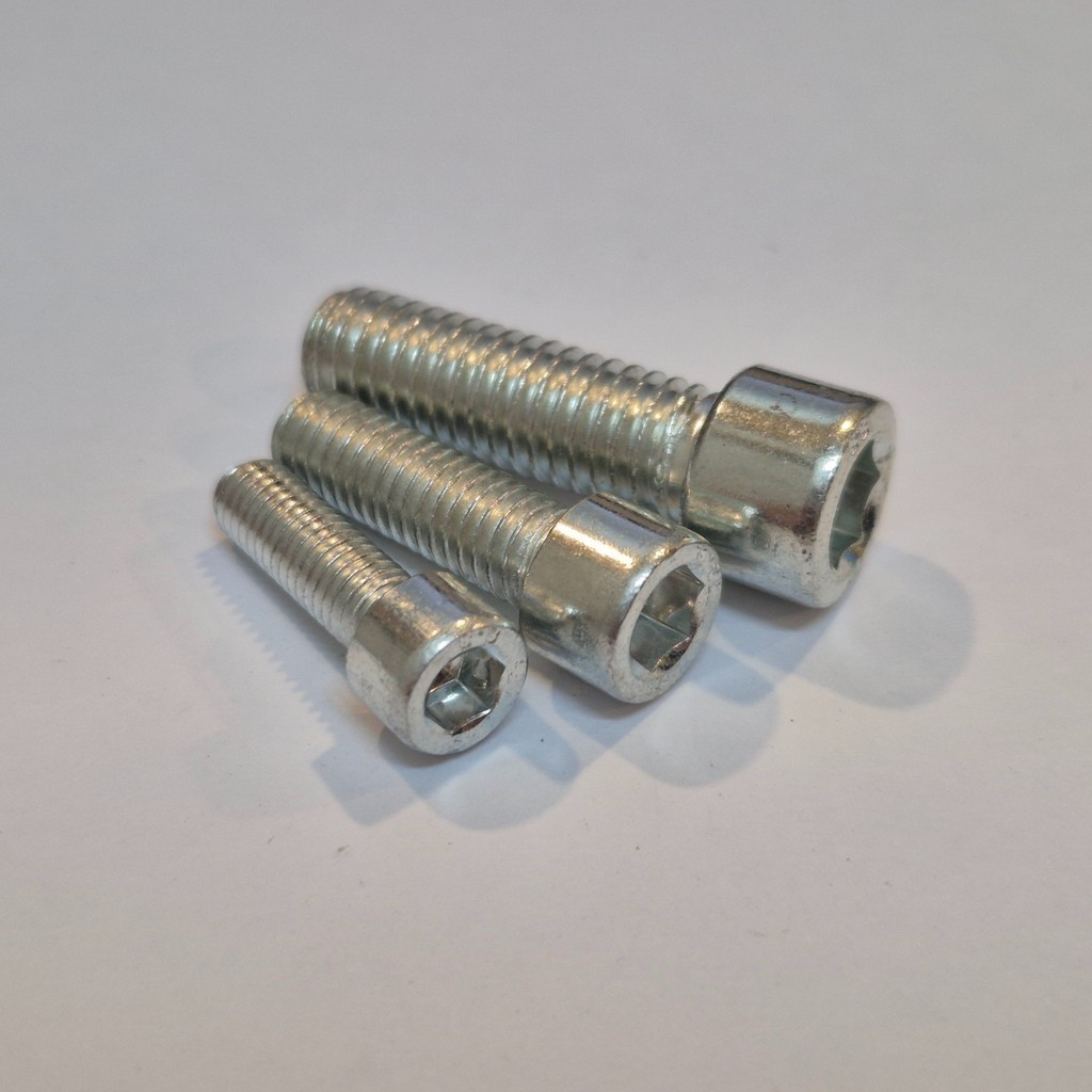 [แพคเกจ 25 ชิ้น] M8 x 55 เหล็ก 8.8 L Bolt / M8 L Bolt / Socket Bolt