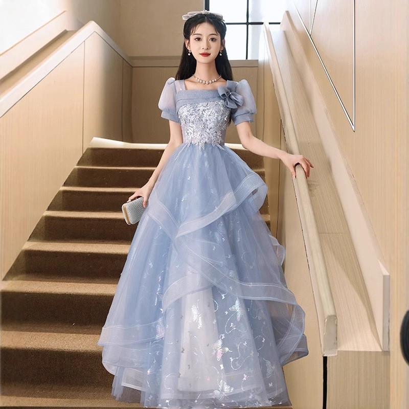 ชุดราตรียาวสไตล์ฝรั่งเศส พัฟแขนและคอสแควร์ สวมใส่งามเหมือนเจ้าหญิงสำหรับงานปาร์ตี้และงานแต่งงาน