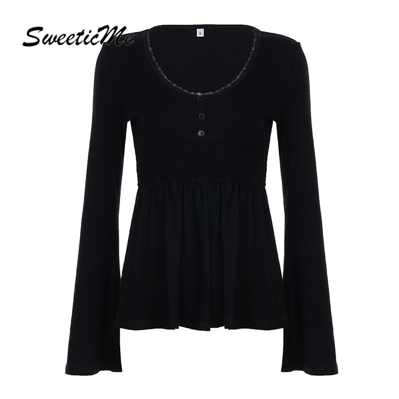 SweeticMe เสื้อสตรี 2026 ใหม่แฟชั่นลูกไม้ V คอ Flared แขนยาวเสื้อยืดสีทึบ