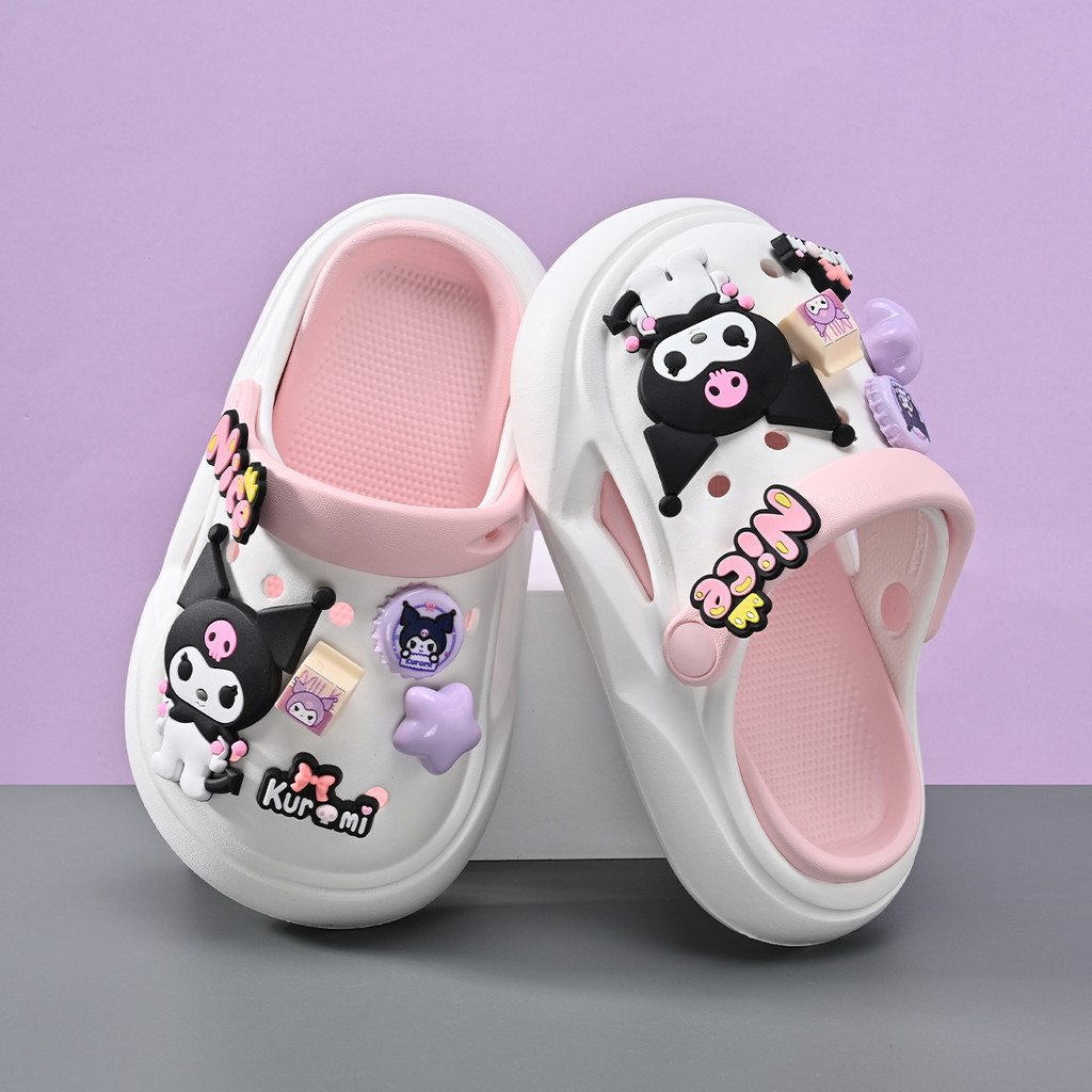 crocs crocs เด็ก รองเท้าแตะเด็กผู้หญิง แบบใหม่ พื้นนุ่ม กันลื่น ดีไซน์การ์ตูน Kuromi