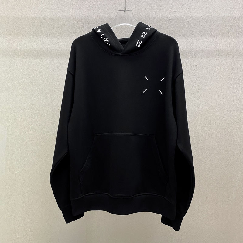 MM6 Maison Margiela หน้าอก Four Point Stitch ป้าย Hoodie หมวกหลักปฏิทินพิมพ์เสื้อผู้ชายผู้หญิง High 