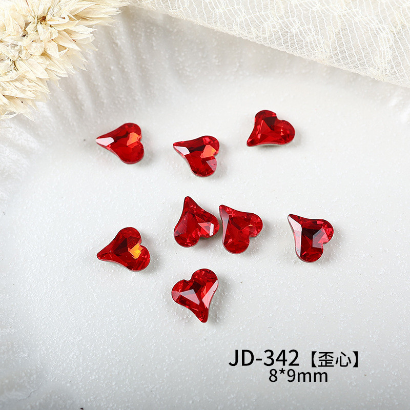 10ชิ้นแพ็คสไตล์ใหม่บิ๊กสีแดงชี้ด้านล่างเพชรหลวมอุปกรณ์แต่งเล็บรักคดเคี้ยวหัวใจยาวผสมเล็บสามมิติตกแต่ง - รูปที่ 5