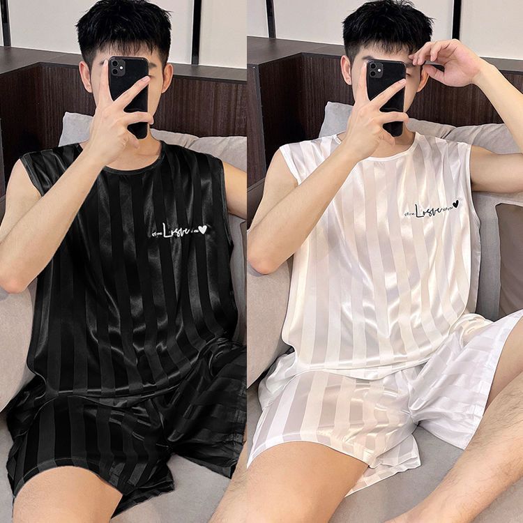 ชุดนอนผู้ชาย ทำจากผ้าไหมน้ำแข็ง สบายตัวสำหรับฤดูร้อน