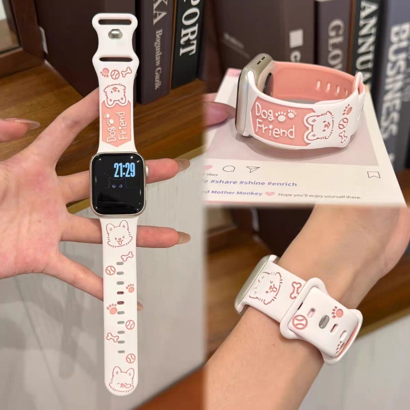 น่ารักการ์ตูนลูกสุนัขสําหรับ Apple Watch สายข้อมือแกะสลัก 38/40/41/42/44/45/46/49 มม. รุ่นที่รองรับ