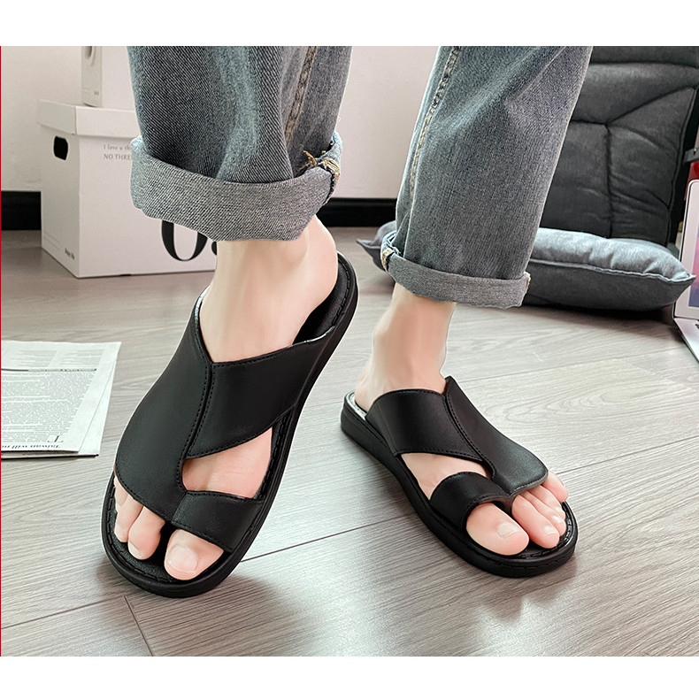 Flip-Flops ผู้ชาย Anti-Slip Soft Sole Beach Flip-Toe รองเท้าแตะลําลอง