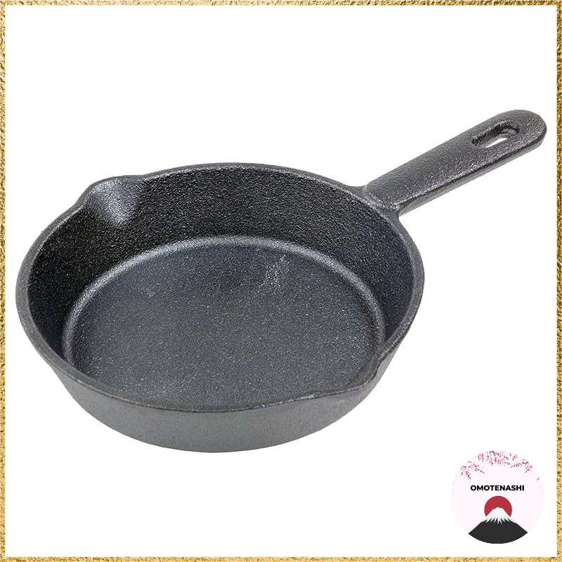 Captain Stag Mini Cast Iron Skillet and Lid