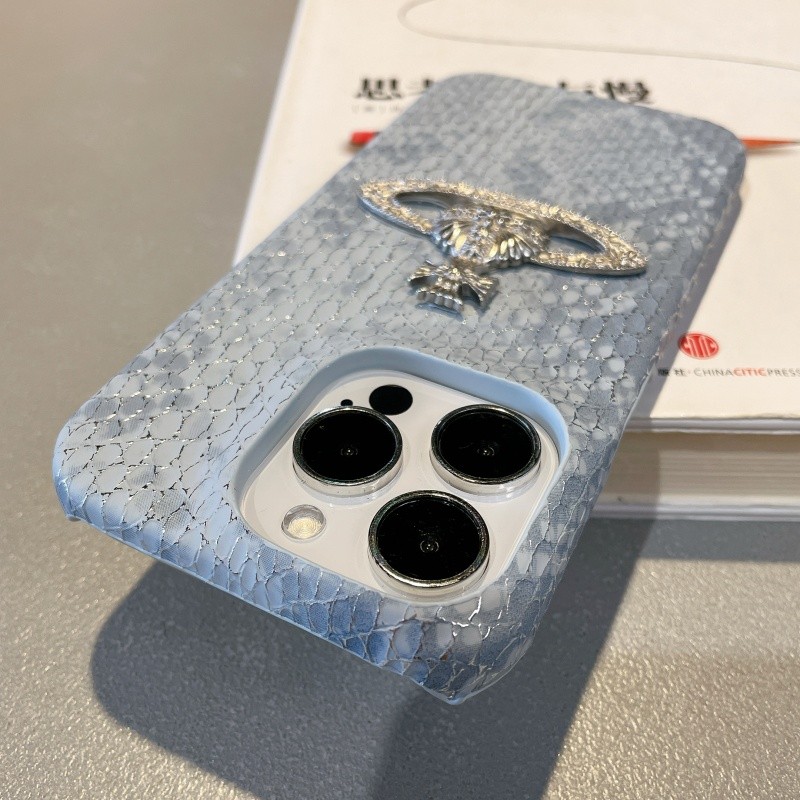 17pro DIY l 3D โลหะ Planet โลโก้ Blue snake ผิวหนังครึ่งแพ็ค Hard Shell เคสโทรศัพท์กันกระแทกสําหรับ 