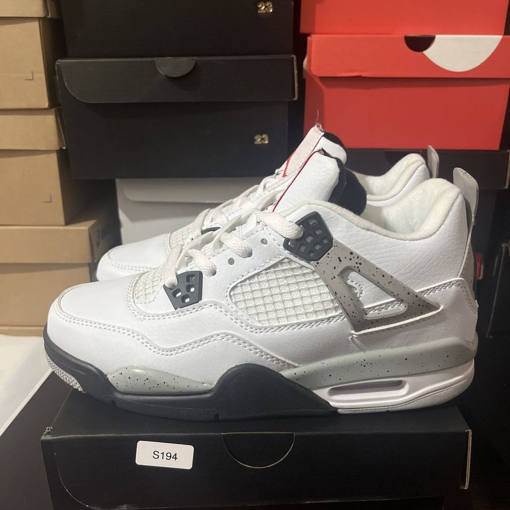 2025 สินค้าใหม่ Putian Pure Original Mid-Cut ไฟฟ้าหญิงสีขาวซีเมนต์ Ollie Retro รองเท้าบาสเก็ตบอลลําล