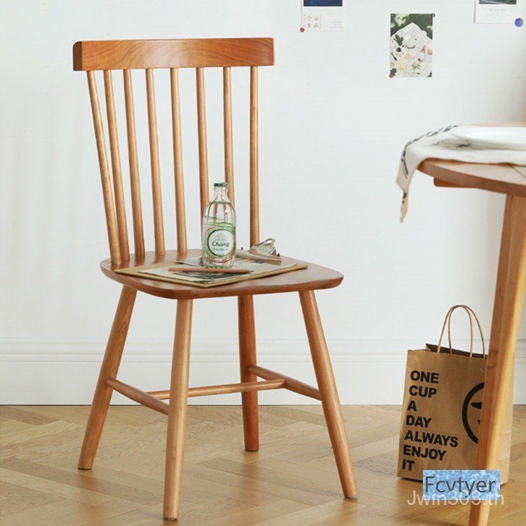 โต๊ะรับประทานอาหารเก้าอี้สไตล์ญี่ปุ่นโมเดิร์นไม้เนื้อแข็ง Xibo Nordic Log Windsor ไม้เชอร์รี่กลับเก้