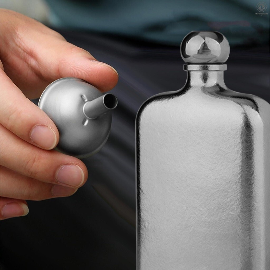 Titanium Flask 230ml with Funnel UltraLight Portable Wine Flask Health Selection Whiskey Flask for