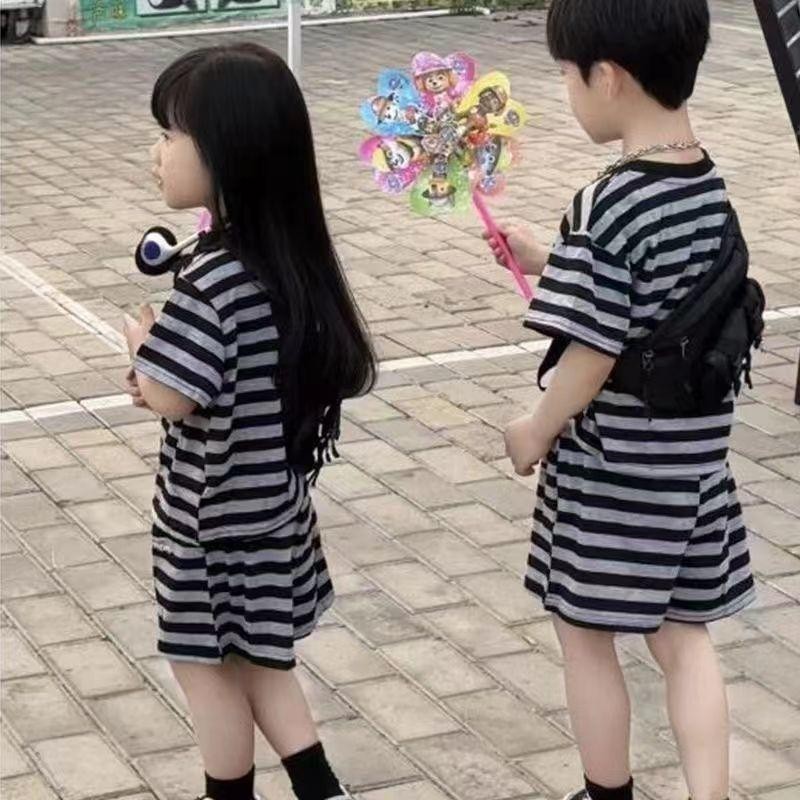 ชุดเสื้อแขนสั้นและกางเกงขาสั้นลายทางสำหรับเด็กชาย ผ้าฝ้าย 100% ดีไซน์สไตล์เกาหลี มีสไตล์ ระบายอากาศได้ดี - รูปที่ 5