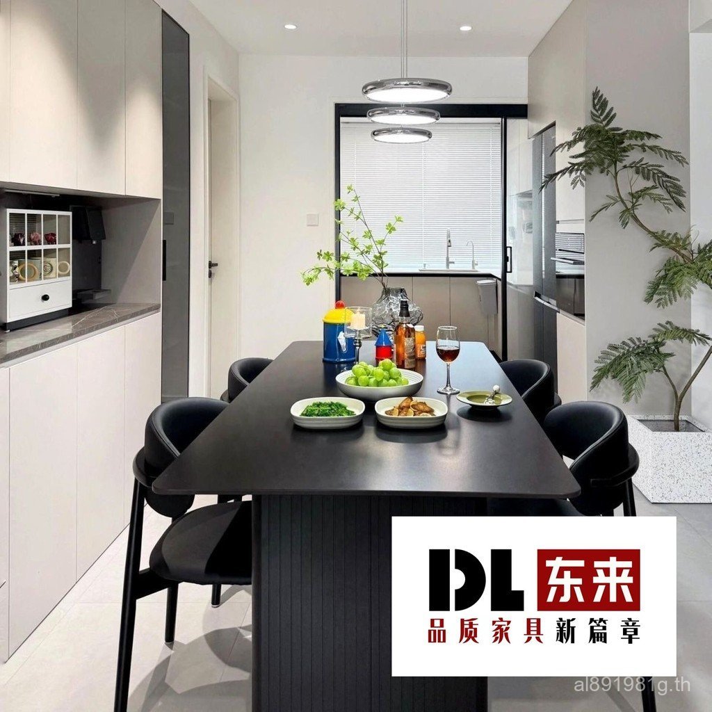 โมเดิร์นสีดําพาร์ทเมนท์ขนาดเล็กกระดานสี่เหลี่ยมที่เรียบง่ายอิตาลีโต๊ะรับประทานอาหารแสงหรูหราครัวเรือ