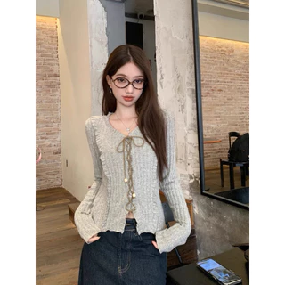 Cherry พร้อมส่ง🥐✨เสื้อคาร์ดิแกนแขนยาวคอวีผู้หญิง แต่งเซื่อกผูกสีน้ำตาลเรียบหรูงานสวยเกาหลีเสื้อแขนยาวผู้หญิง