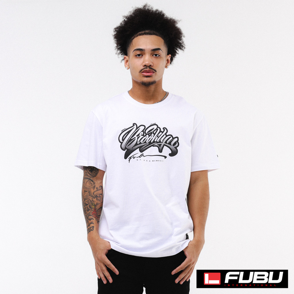 เสื้อยืด Fubu คอเต่าไซส์เรียบ FST01A-0508 เสื้อยืดสำหรับผู้ชาย