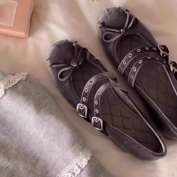 marry jane shoes mary jane shoes รองเท้าบัลเล่ต์ผู้หญิง retro แบบ mary jane ส้นแบน มีสายรัดข้อ และหน