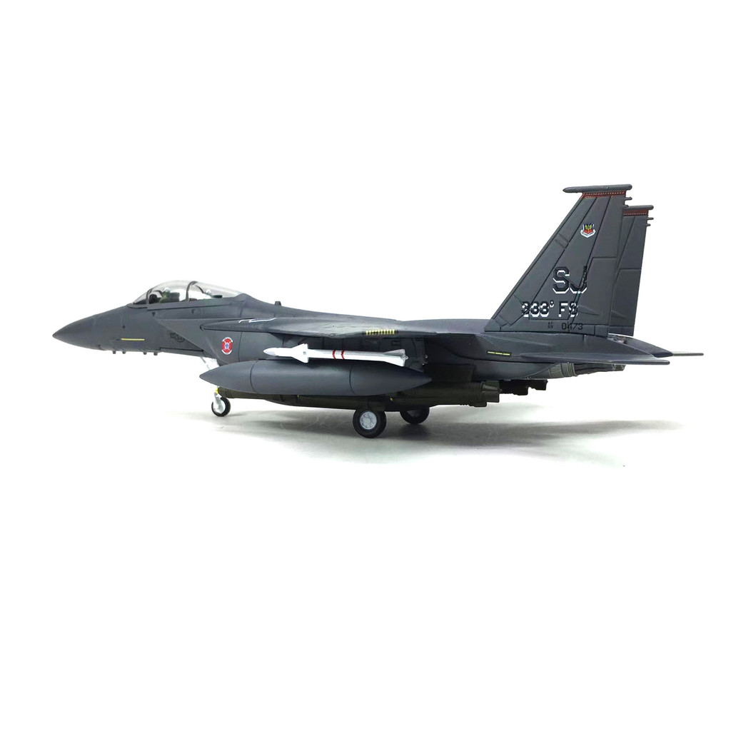 1: 100 American F-15E Strike Eagle Supersonic Fighting Bomber จําลองเครื่องบินรุ่นผลิตภัณฑ์สําเร็จรู