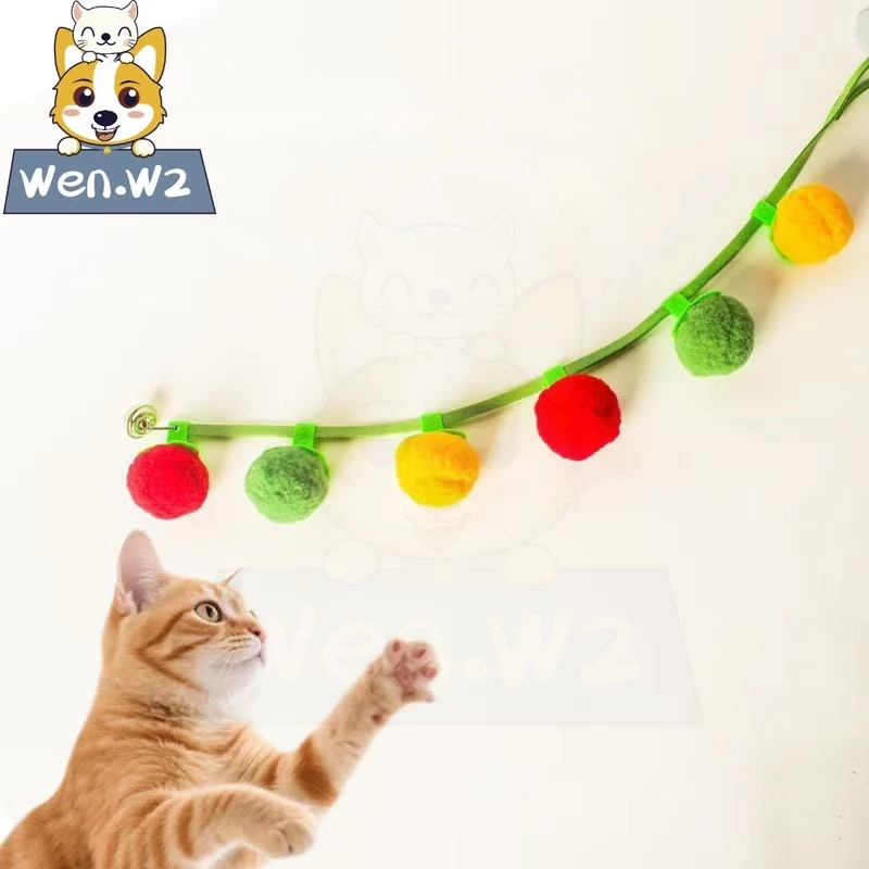 wen.W2 ของขวัญคริสต์มาสแมว! มะเขือเทศแมงกานิส กระดิ่งดังก้อง 3สี ทนทานสุดๆ แปะผนังได้ ของเล่นฮิต