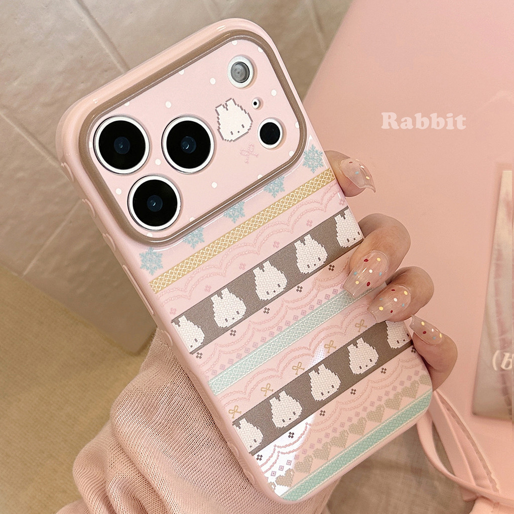 รวมทุกอย่างเคสโทรศัพท์ป้องกันกระต่ายน้อยสีชมพูเงาเหมาะสําหรับ ทีพียู สําหรับ ไอโฟน12 13 14 15 16 17มือโปร สูงสุด ราคา ถูกที่สุด ดีลบีเคเค รูปภาพหลัก