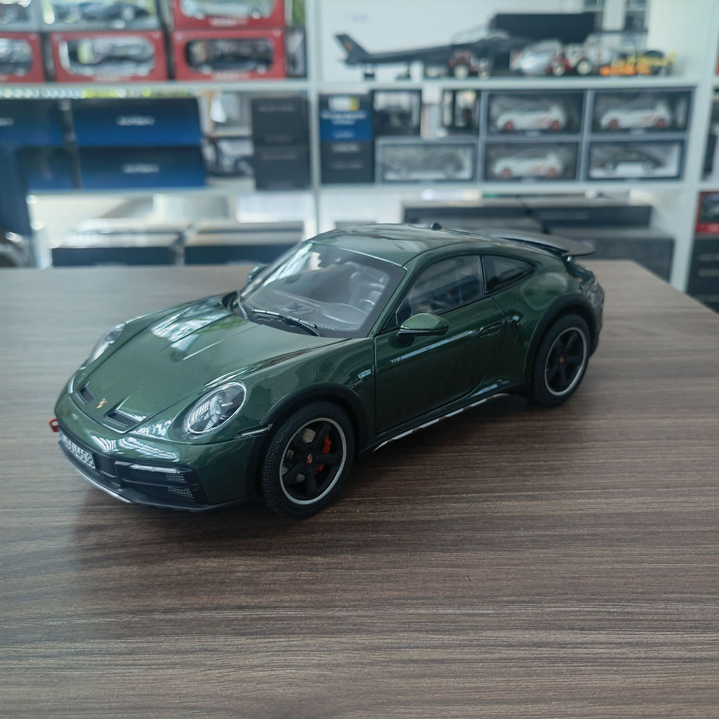 NOREV Norwell 1: 18 Porsche 911 Dakar Dakar จําลองรถรุ่นโรงงานเดิมตกแต่ง
