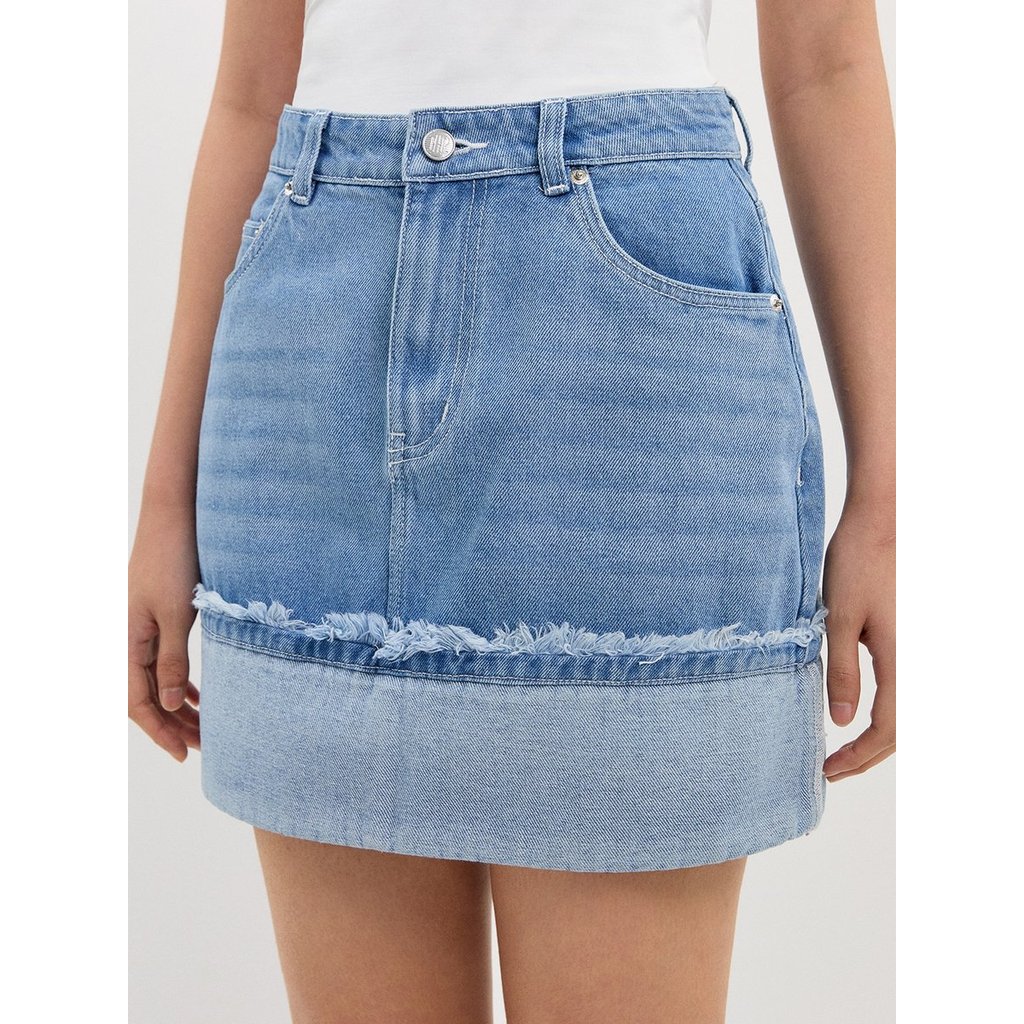 [Pomelo] กระโปรงยีนส์แต่งดีเทลรุ่ย / Frayed Denim Skirt
